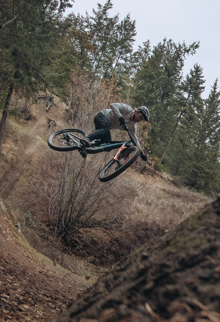 自転車 MINERVA PELTECH X-Adventure 20インチ 折り畳み 電動アシスト自転車 外装6段