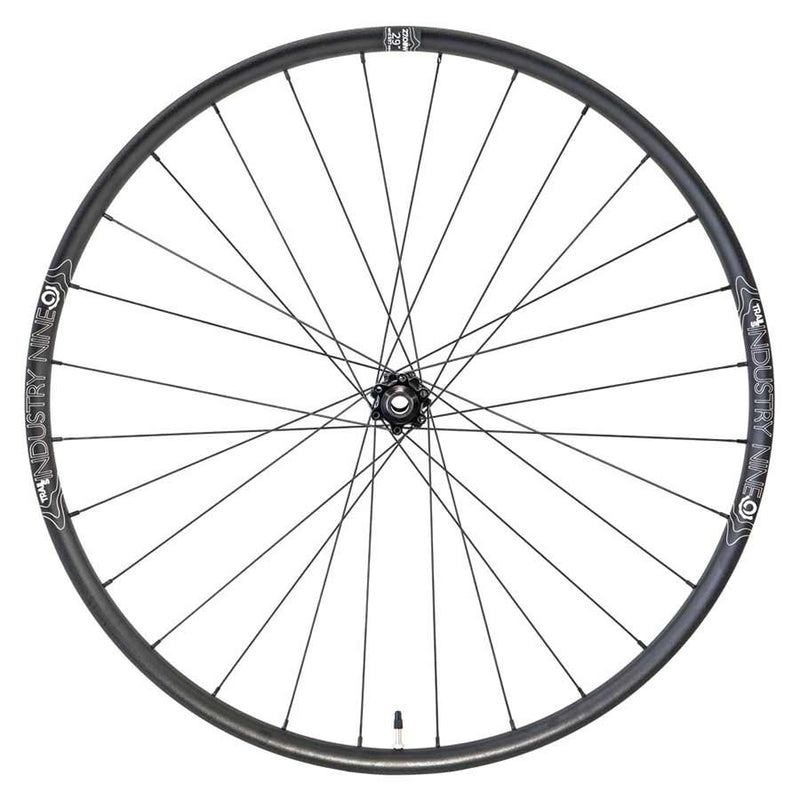 Industry Nine Trail S Hydra Wheel Front 29'' / 622 Holes: 28 15mm TA 110mm Boost Disc IS 6-bolt