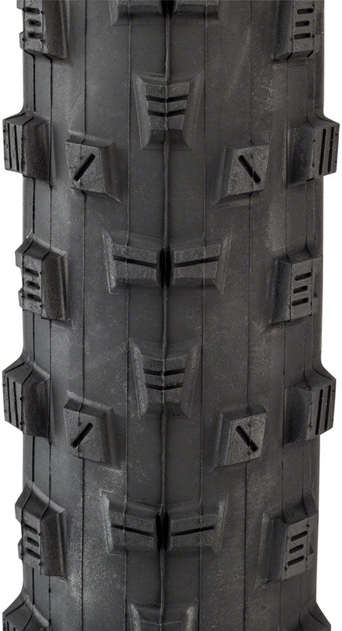 Maxxis Forekaster Tire - 27.5 x 2.4 Tubeless Folding BLK 3CT EXO+ Wide Trail